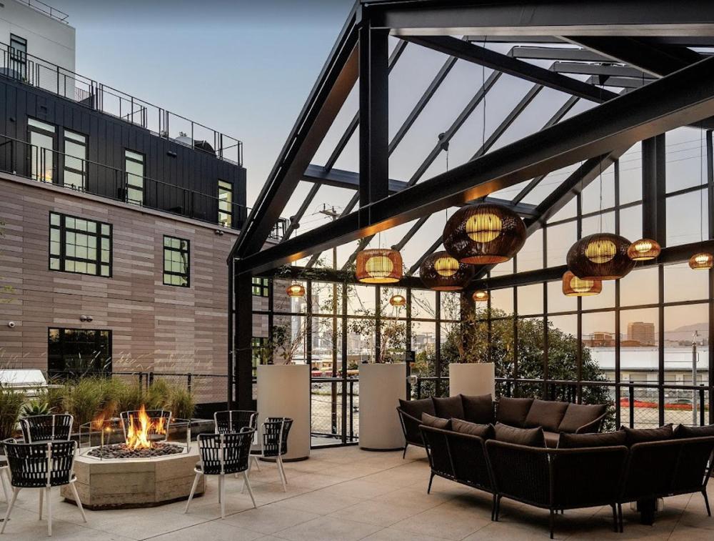 Modern Stay in Arts District LA